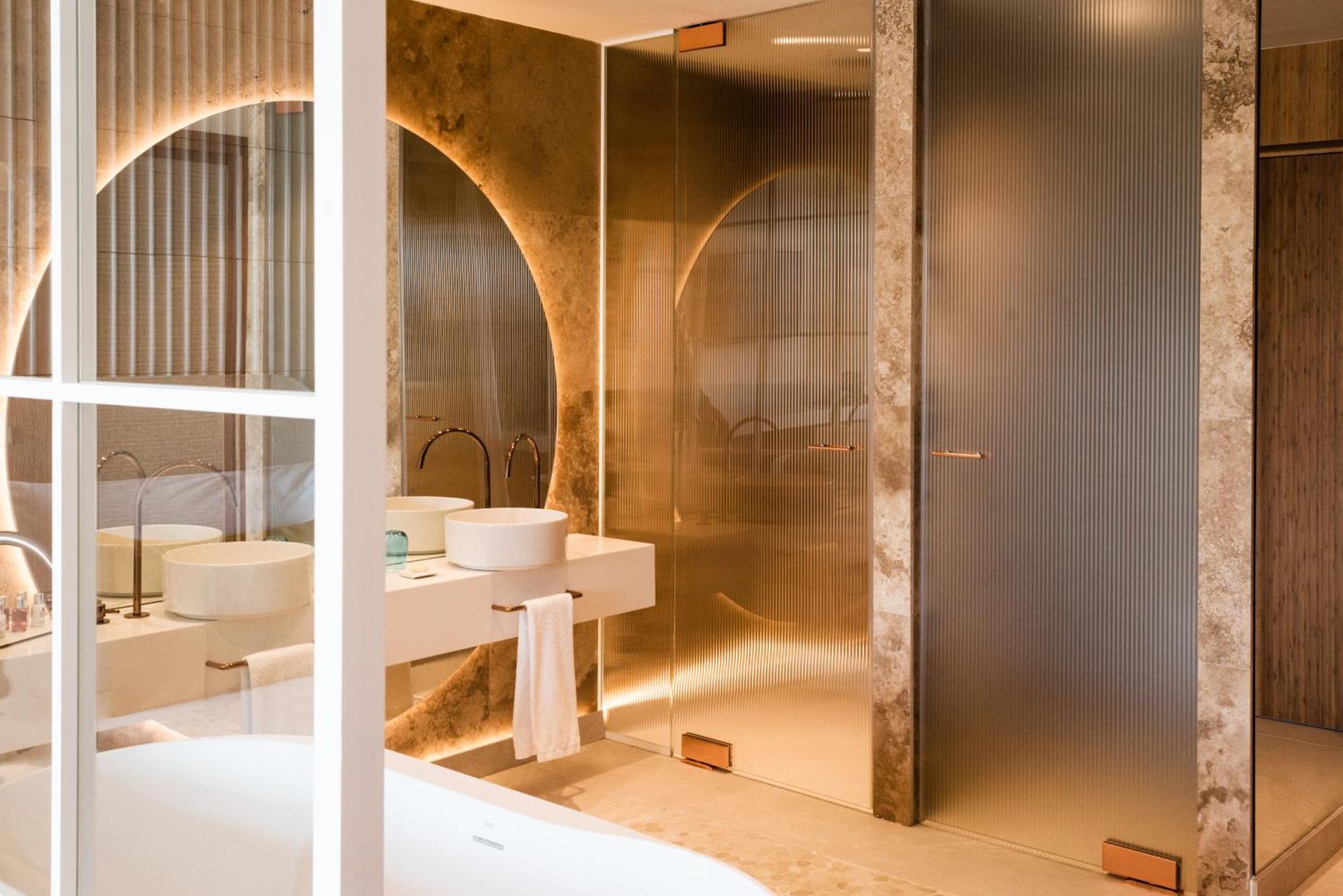 Aguas de Ibiza Grand Luxe Hotel Santa Eulalia del Río Exterior foto Bathroom