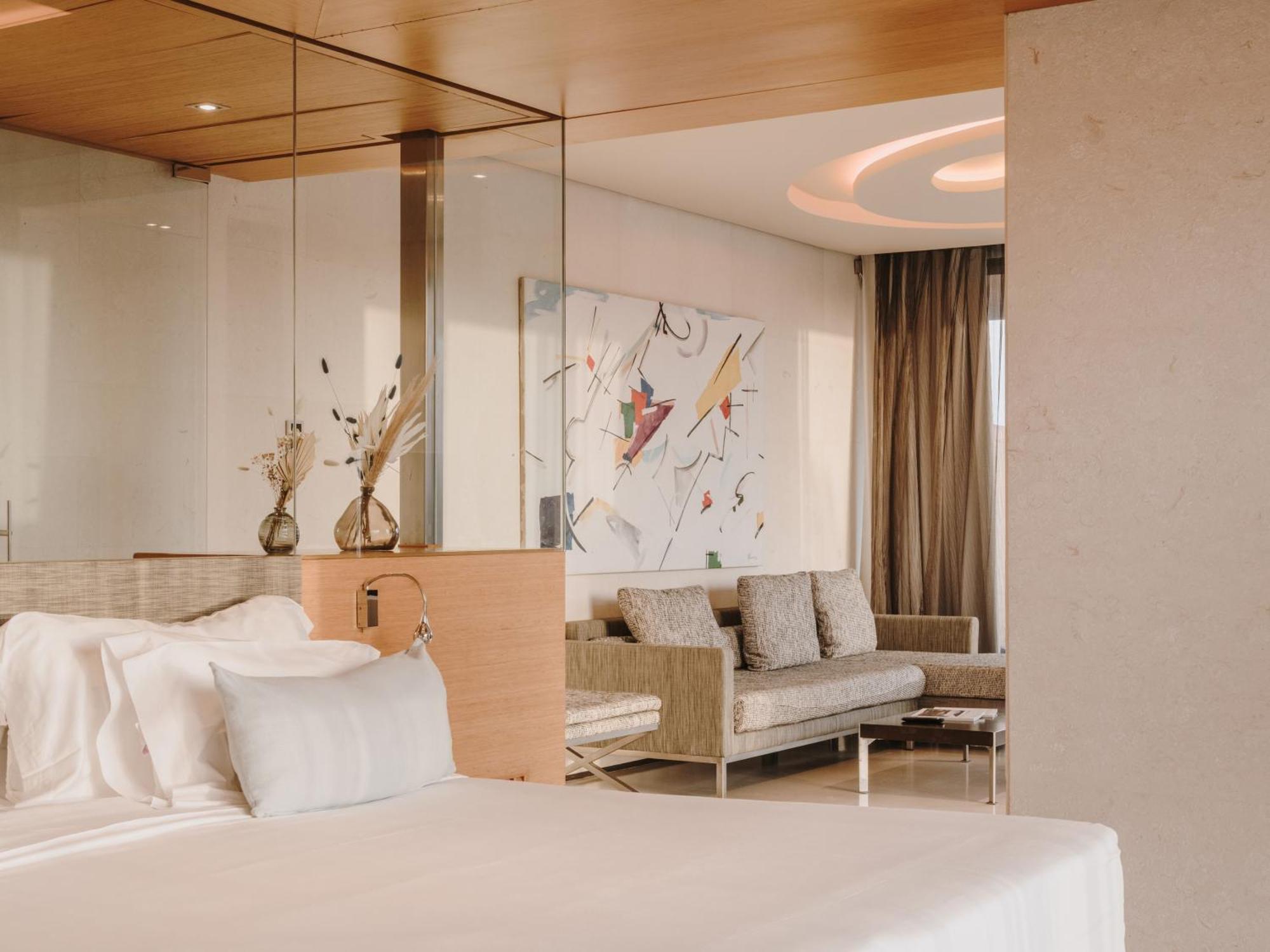 Aguas de Ibiza Grand Luxe Hotel Santa Eulalia del Río Habitación foto